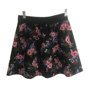 Women's Joe B by Joe Benbasset  Black Floral Quilted Mini Skirt Size M